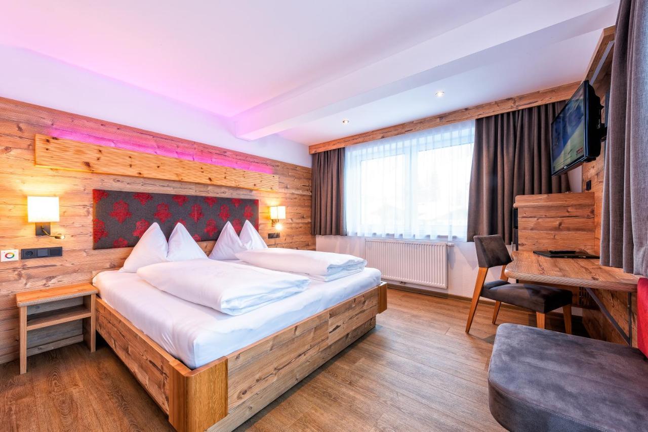 Hotel Garni Siegmundshof - Inclusive Joker Card Im Sommer Saalbach-Hinterglemm Exterior photo